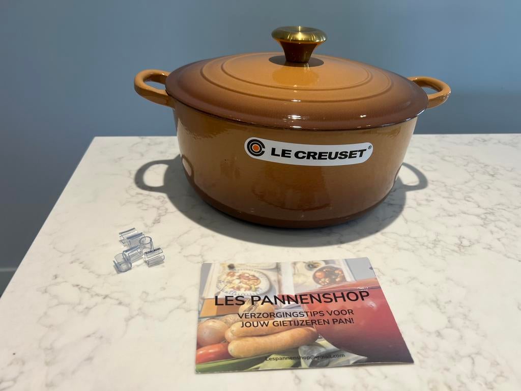 Vintage Le Creuset braadpan 26 cm Noisette als nieuw, Gietijzer, Ophalen of Verzenden, Zo goed als nieuw, Keramische plaat