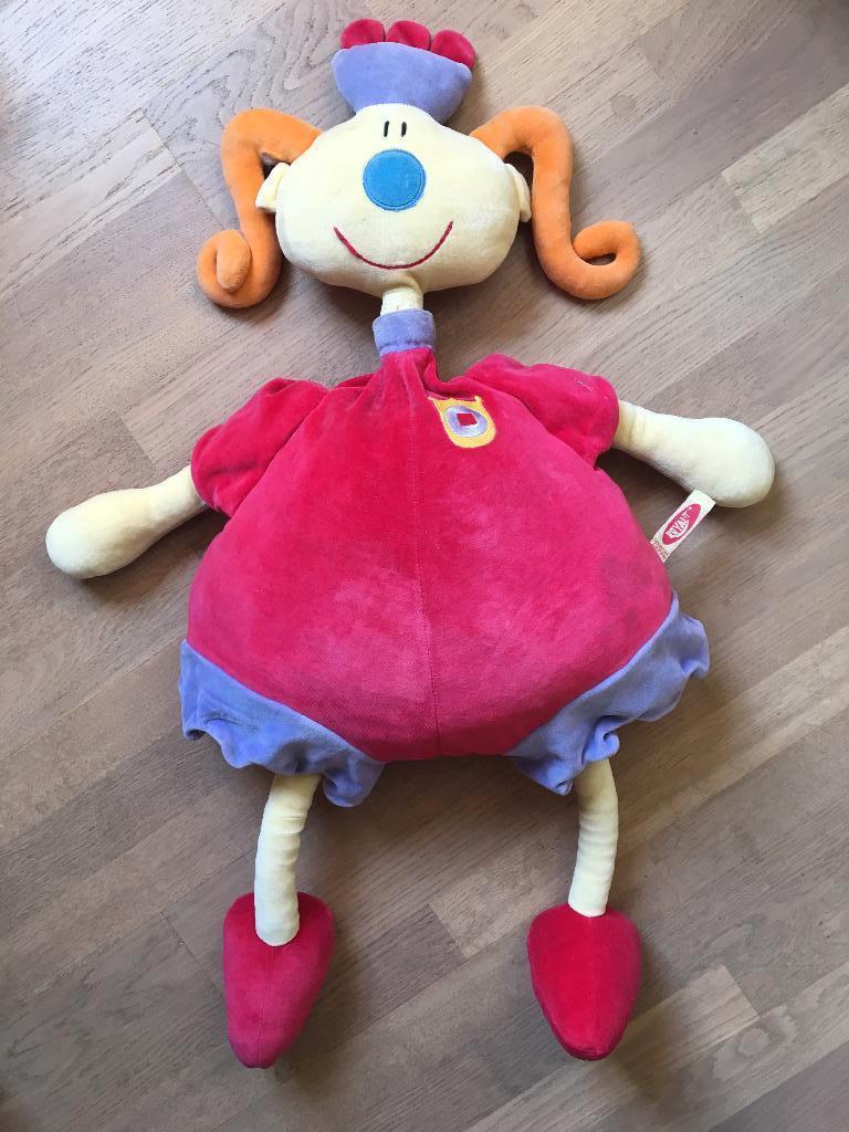 Grote knuffelpop ( prinses - koningin) Happy Horse, Kinderen en Baby's, Speelgoed | Poppen, Ophalen of Verzenden, Gebruikt, Overige typen