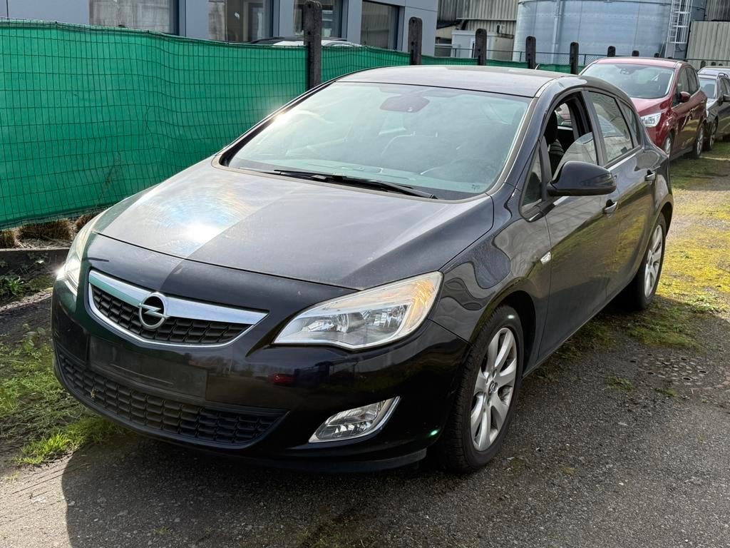 Opel Astra 1.7d 2010 81kw Euro 5, Autos, Euro 5, Achat, Entreprise, Boîte manuelle