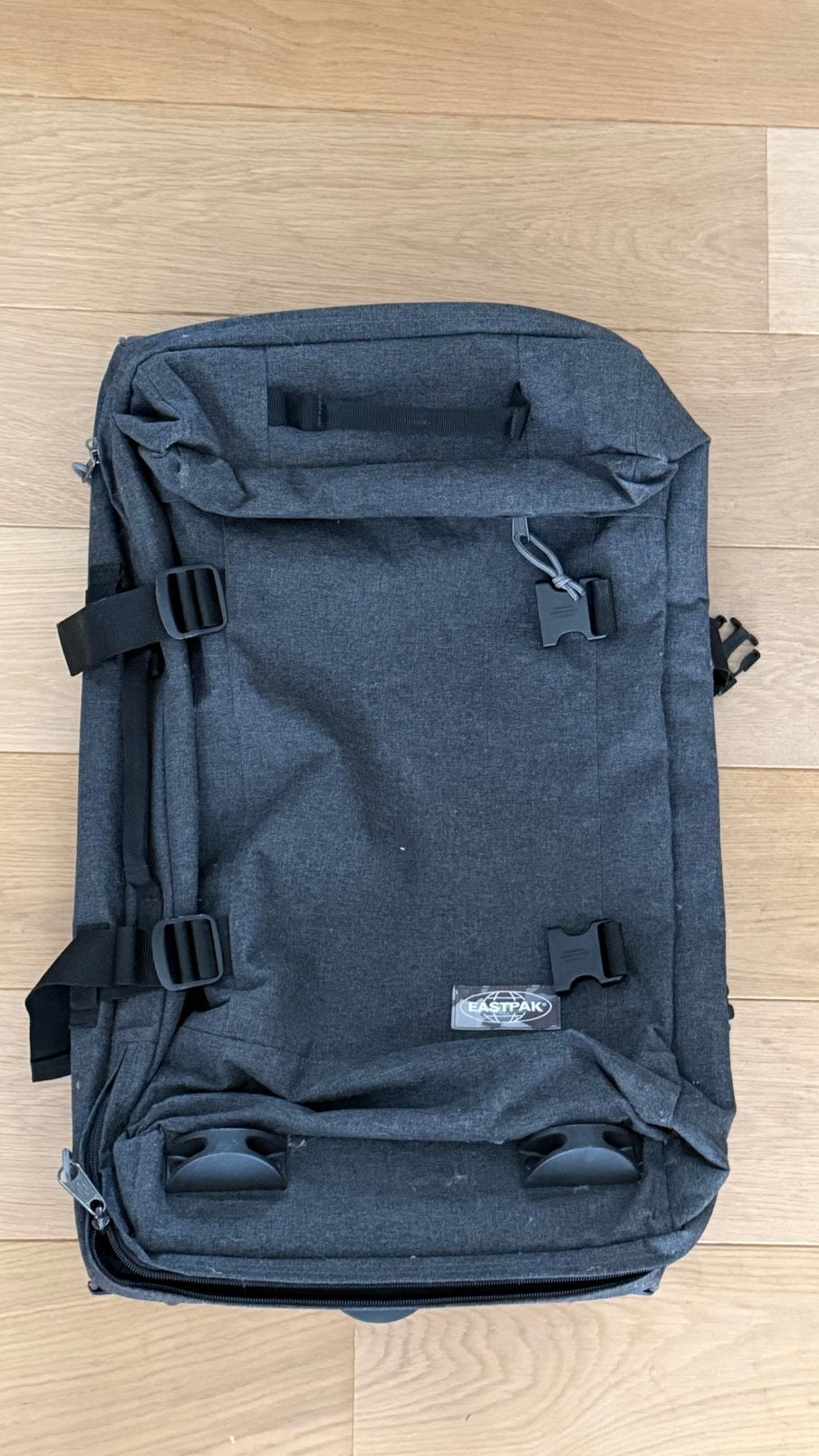 Valise Eastpak grise 2 roues, Neuf, 35 à 45 cm, Poignée extensible, Enlèvement