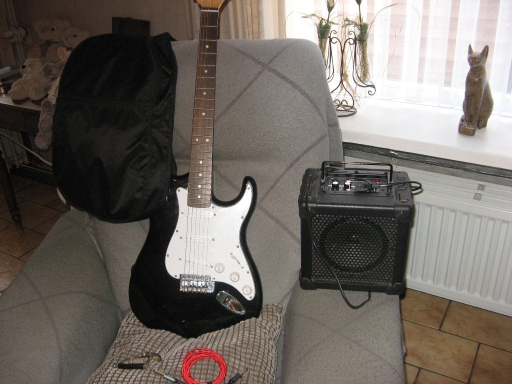 Kit de démarrage pour guitare électrique avec ampli, Musique & Instruments, Enlèvement, Utilisé, Autres marques, Avec ampli