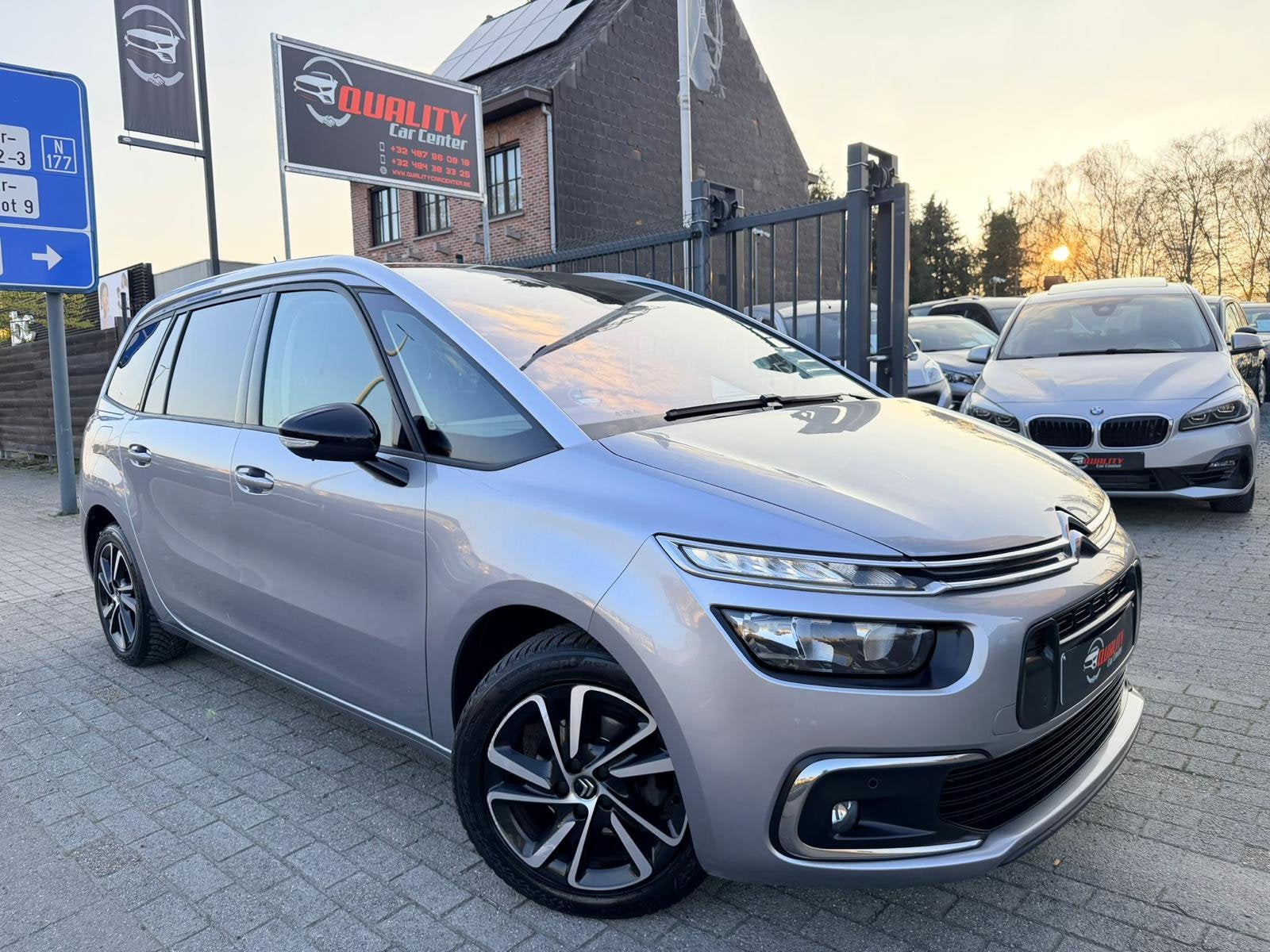 Citroen C4 Grand Picasso 2017 090000km AUTOMAAT 7zitpl Full, Auto's, Euro 6, 1198 cc, Zilver of Grijs, Adaptive Cruise Control