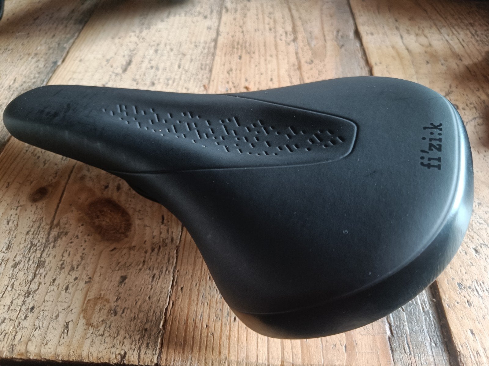 Selle Fizik 145, Enlèvement ou Envoi, Selle