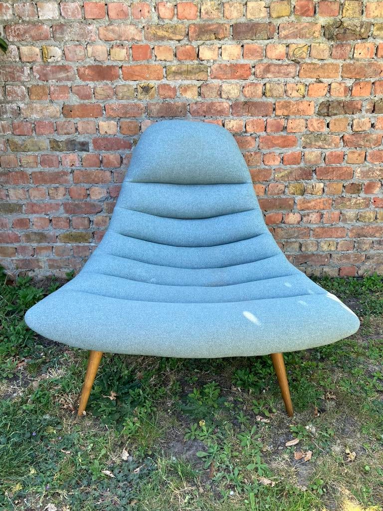 Design fauteuil te koop, Maison & Meubles, Fauteuils, Utilisé, Bois, Tissus, 100 à 125 cm, 100 à 125 cm, Enlèvement