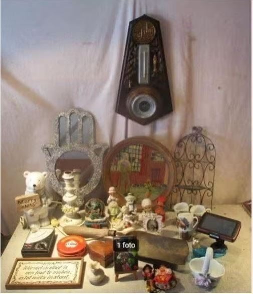 28 Oude en Retro Curiosa en Hebbedingetjes, Enlèvement ou Envoi