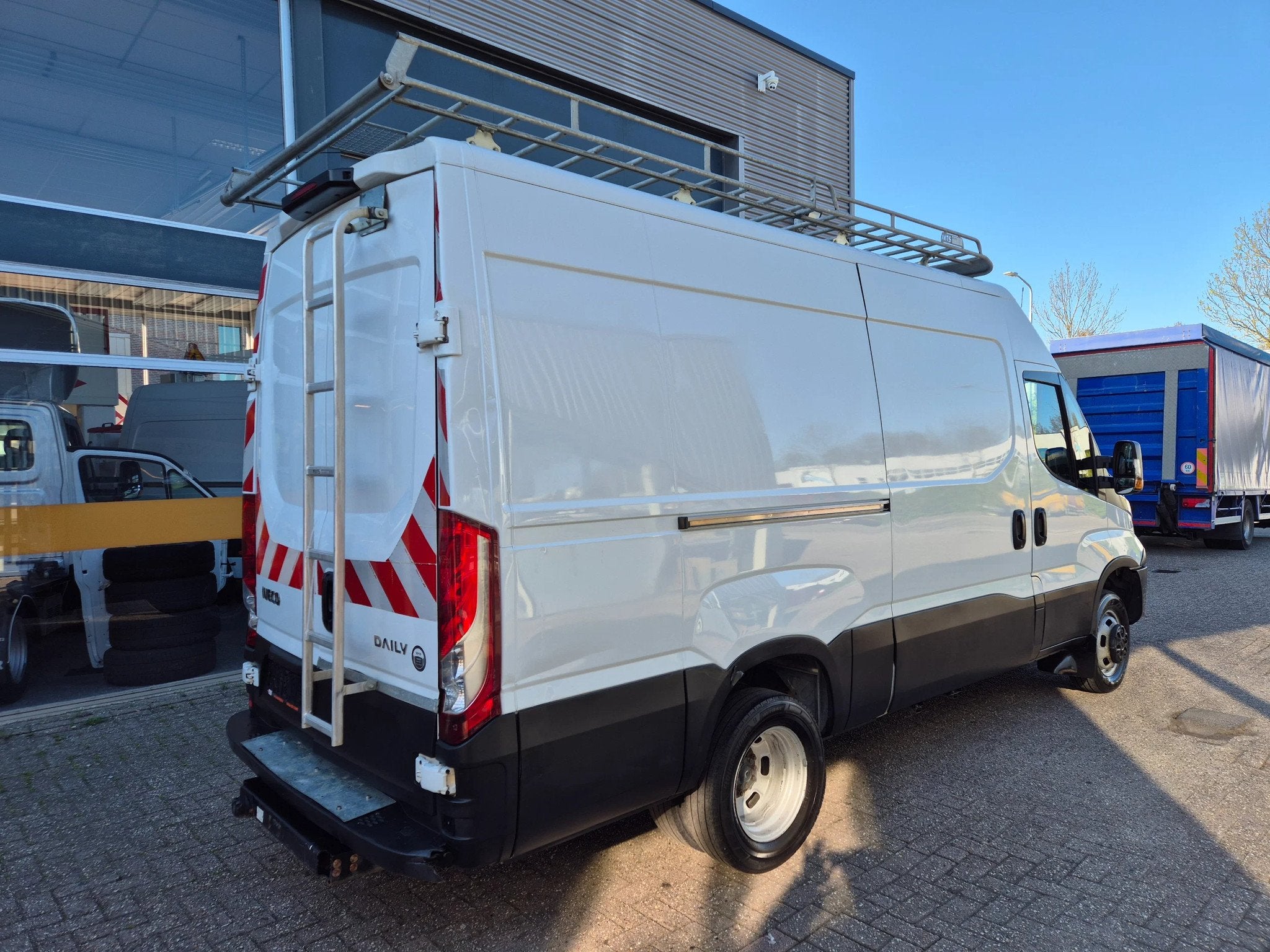 Iveco Daily 35C15 3.0D L2H2 EURO6 GVW 3500KG, Autos, Achat, Entreprise, Diesel, 4 cylindres