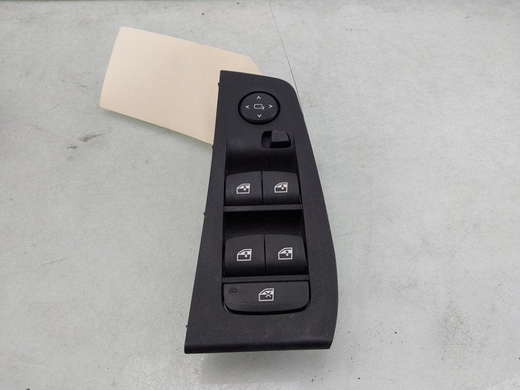 COMMUTATEUR VITRES ELECTRIQUES BMW 1 serie (F40) (01-2019/-), Utilisé, BMW, Petuelring 130
80809  München, DE, Bayerische Motoren Werke AG