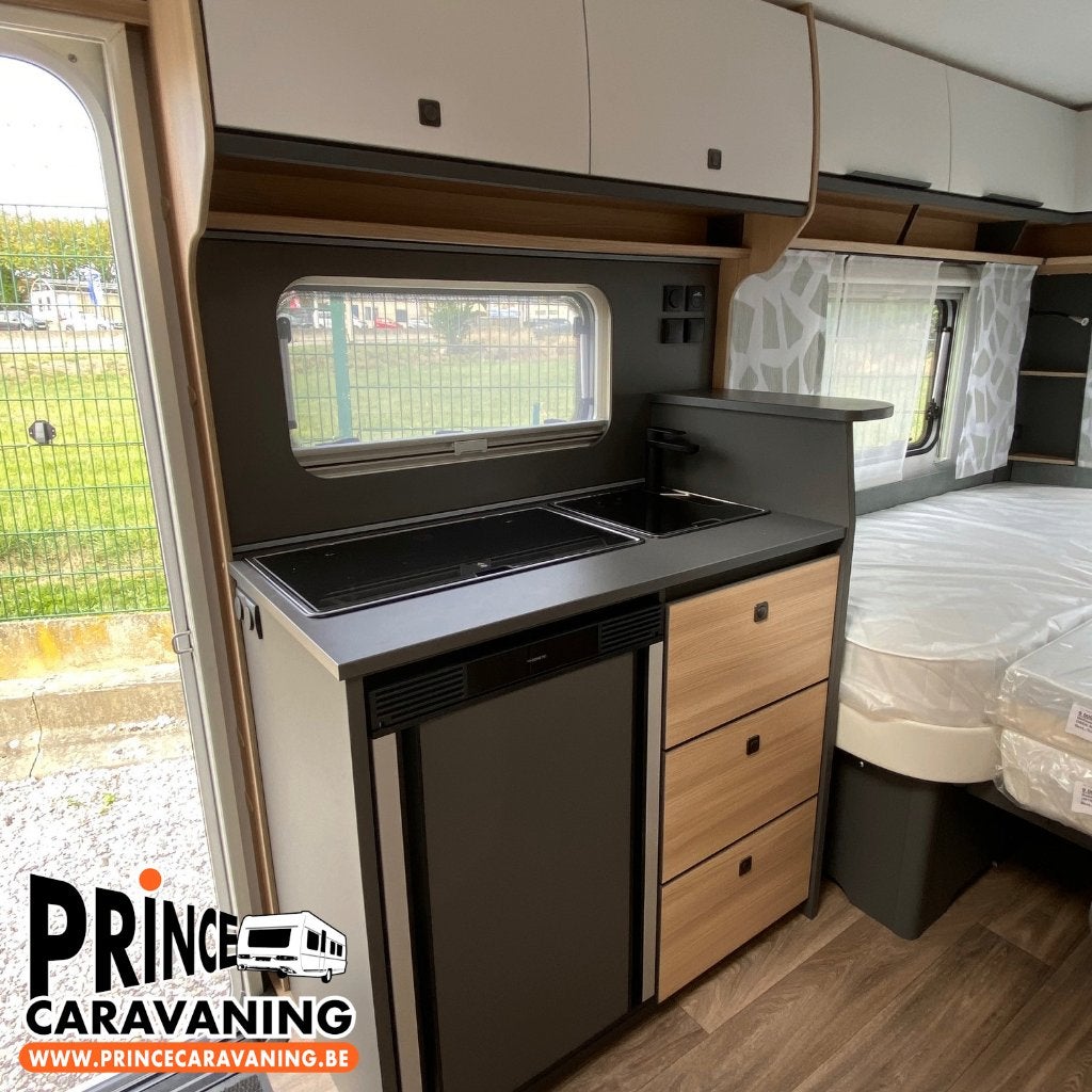 Fendt Apero Activ 465 GE 2027 - Prince Caravaning, Entreprise, Fendt, Roue de secours, 7 à 8 mètres