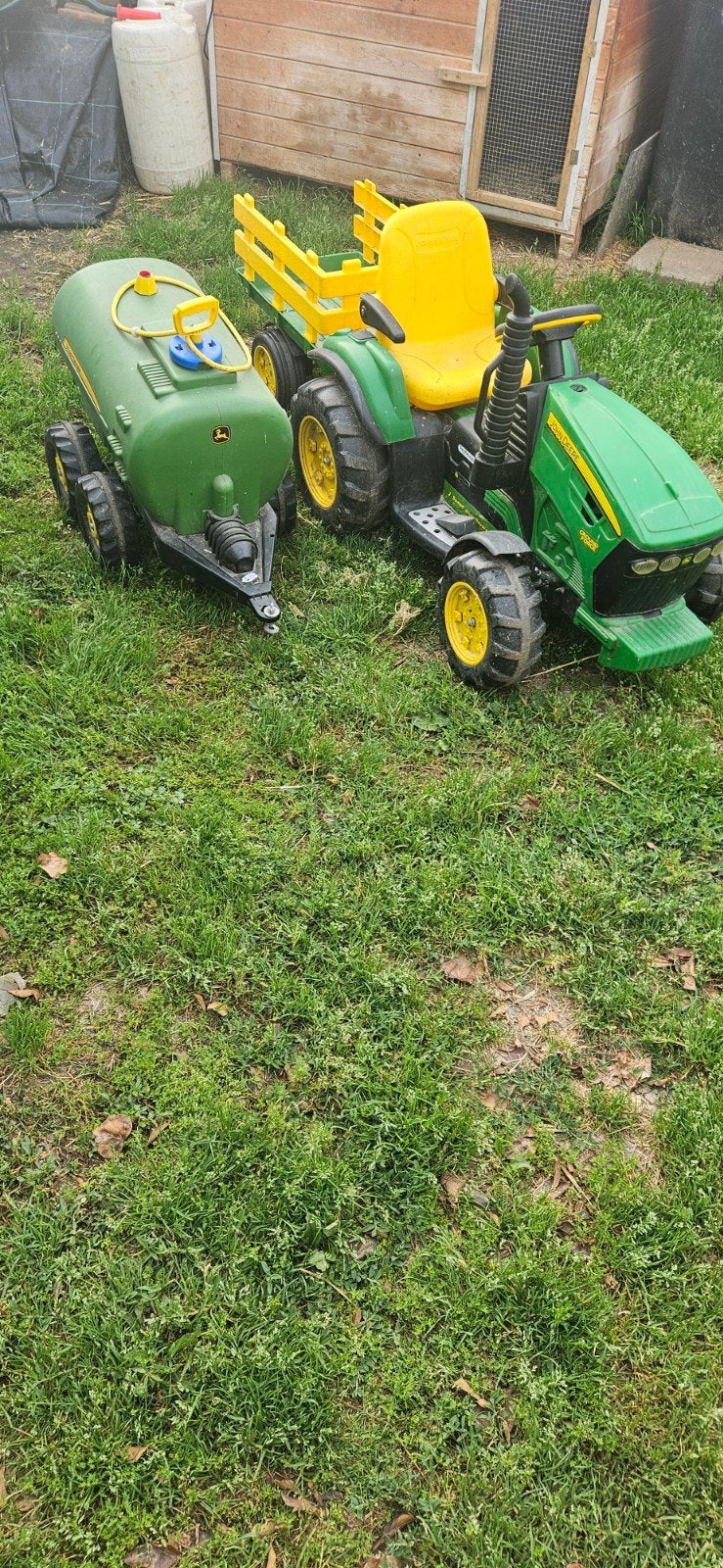 Peg perego en toebehoren en trapquadje ( zie beschrijving), Ophalen