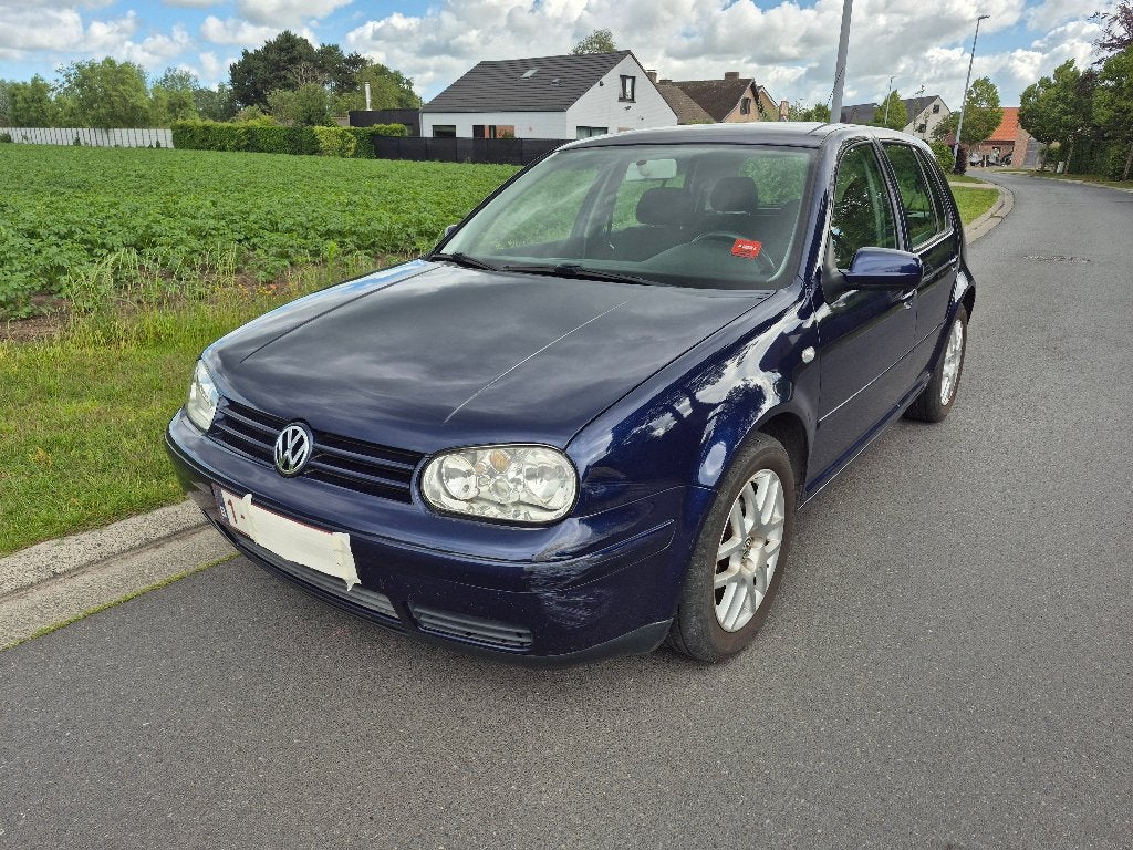 Volkswagen Golf 4, Auto's, Volkswagen, Voorwielaandrijving, Stof, Zwart, 4 cilinders