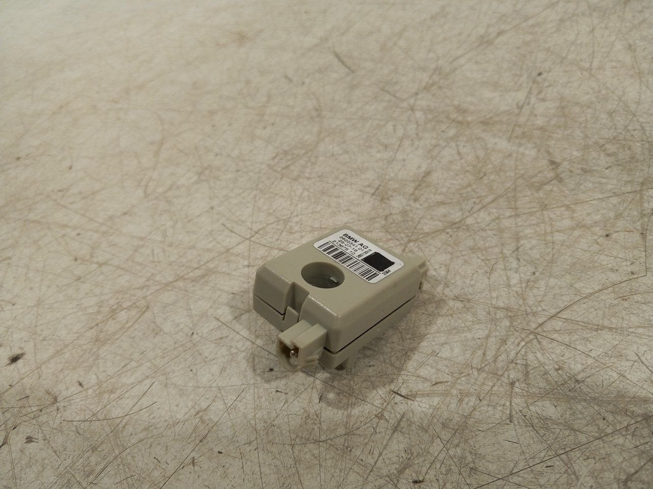 Antenne versterker BMW 2 serie, Enlèvement ou Envoi, Van der Ven Autorecycling B.V., Onderdelen@venauto.nl, Ettenseweg 76, 4706 PB Roosendaal, The Netherlands
