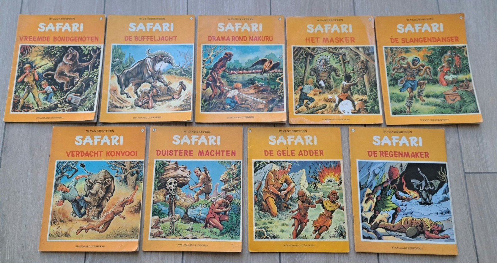 Lot strips: Safari.     w. vandersteen, Livres, Enlèvement ou Envoi, Utilisé