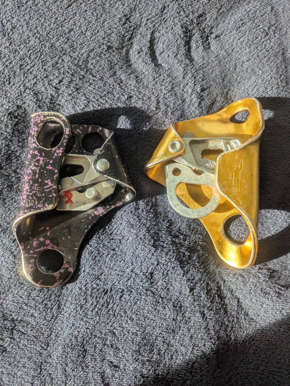 Petzl Basic + croll, Sports & Fitness, Escalade, Enlèvement ou Envoi, Utilisé, Accessoire d'escalade