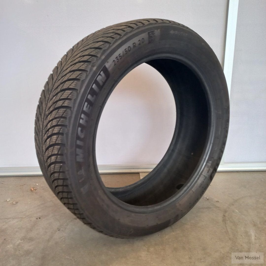 Michelin Pilot Alpin 5 SUV 235/50/R20 104V, Gebruikt, -, -, Ophalen of Verzenden