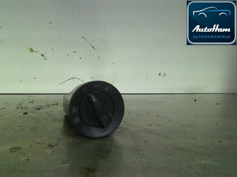 INTERRUPTEUR D'ECLAIRAGE Skoda Fabia II Combi, Dhr. J. Ham, Administratie@autoham.nl, Utilisé, Skoda