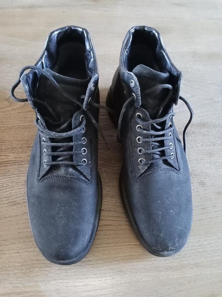 Bottillons 40 noirs goretex. Aspect nubuck., Vêtements | Hommes, Chaussures, Bottes, Comme neuf, Enlèvement, Autres