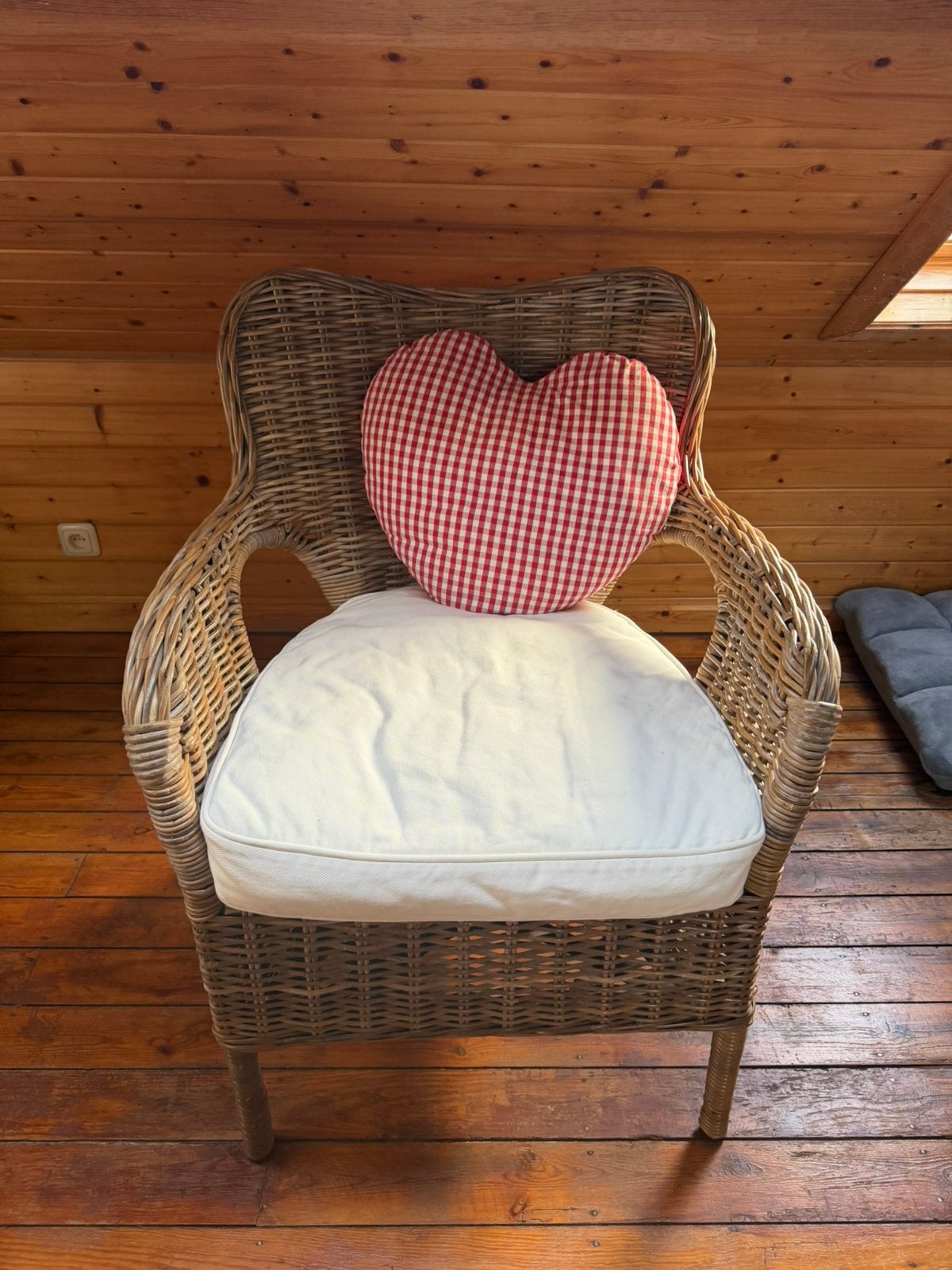 Cozy Rattan Armchair / Wicker Chair – Includes Cushions, Enlèvement, Comme neuf, Brun, Autres matériaux