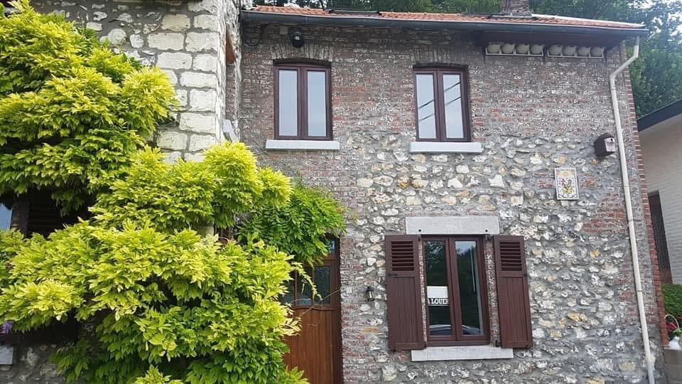 Maison à louer 0475822886