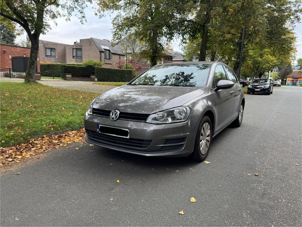 Volkswagen Golf 7 - Proper - Benzine - EURO 6 - GEKEURD, Voorwielaandrijving, Dealer onderhouden, Stof, 4 cilinders