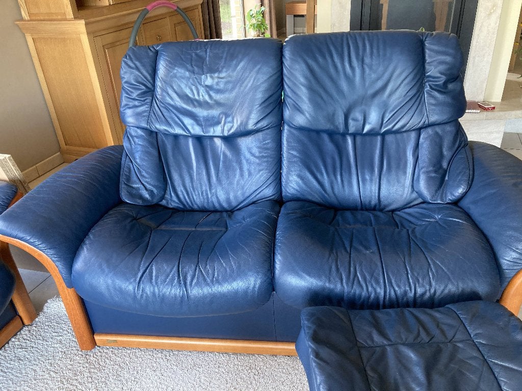 Stressless salon in blauw leder – 2-zit, 3-zit en 2 poufs, Huis en Inrichting, Ophalen, Gebruikt, Minder dan 75 cm, 150 tot 200 cm