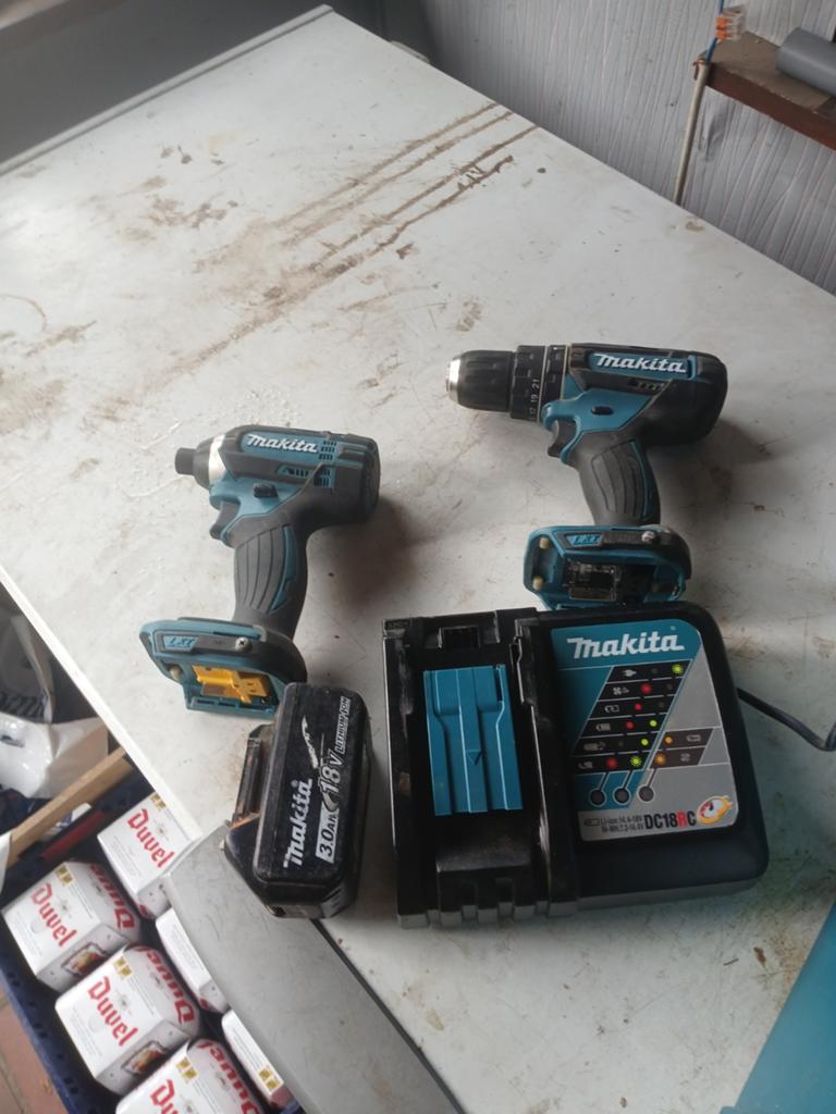 Makita, Ophalen, Boormachine