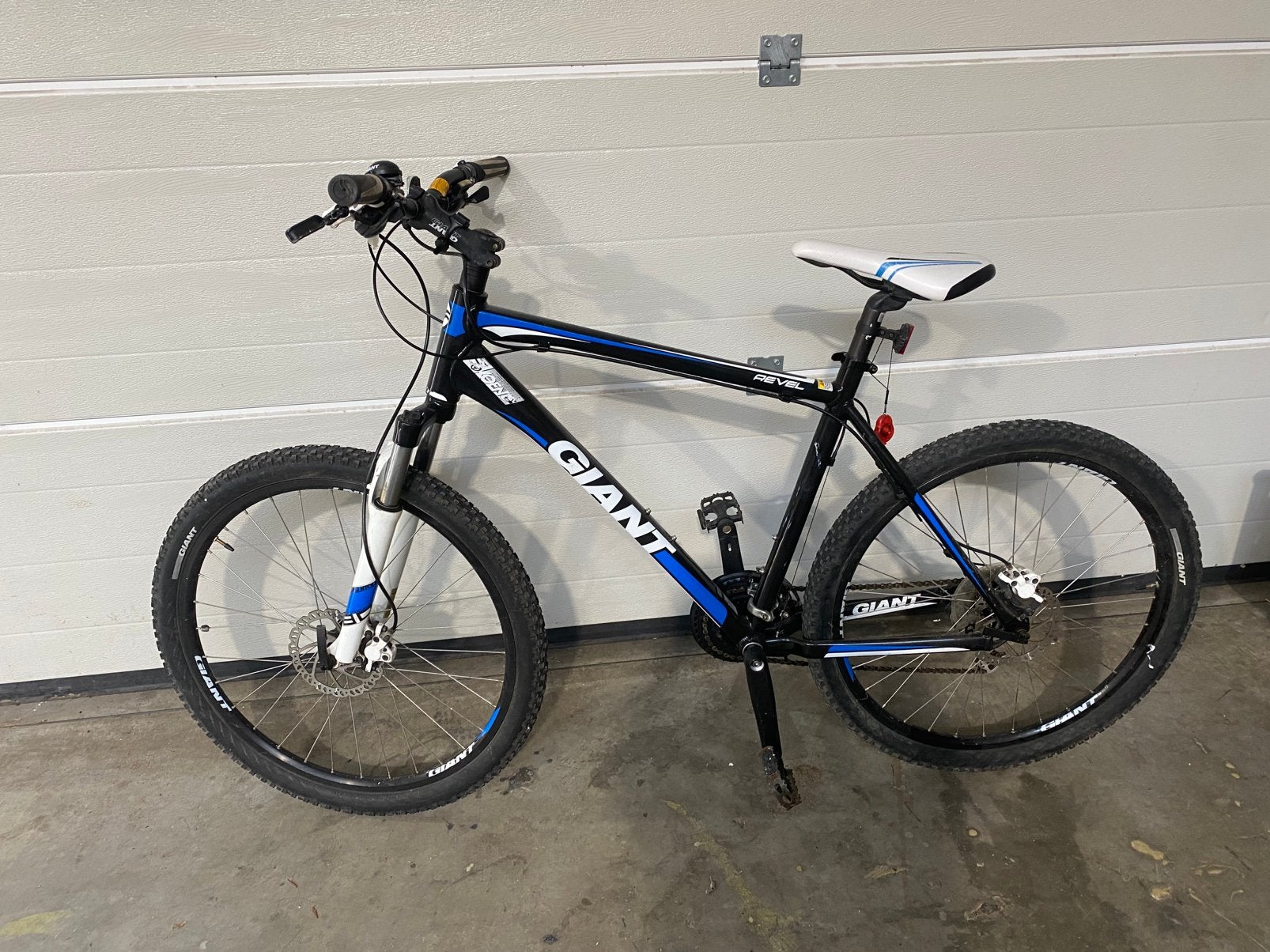 Giant mountainbike, Ophalen, Zo goed als nieuw, Giant