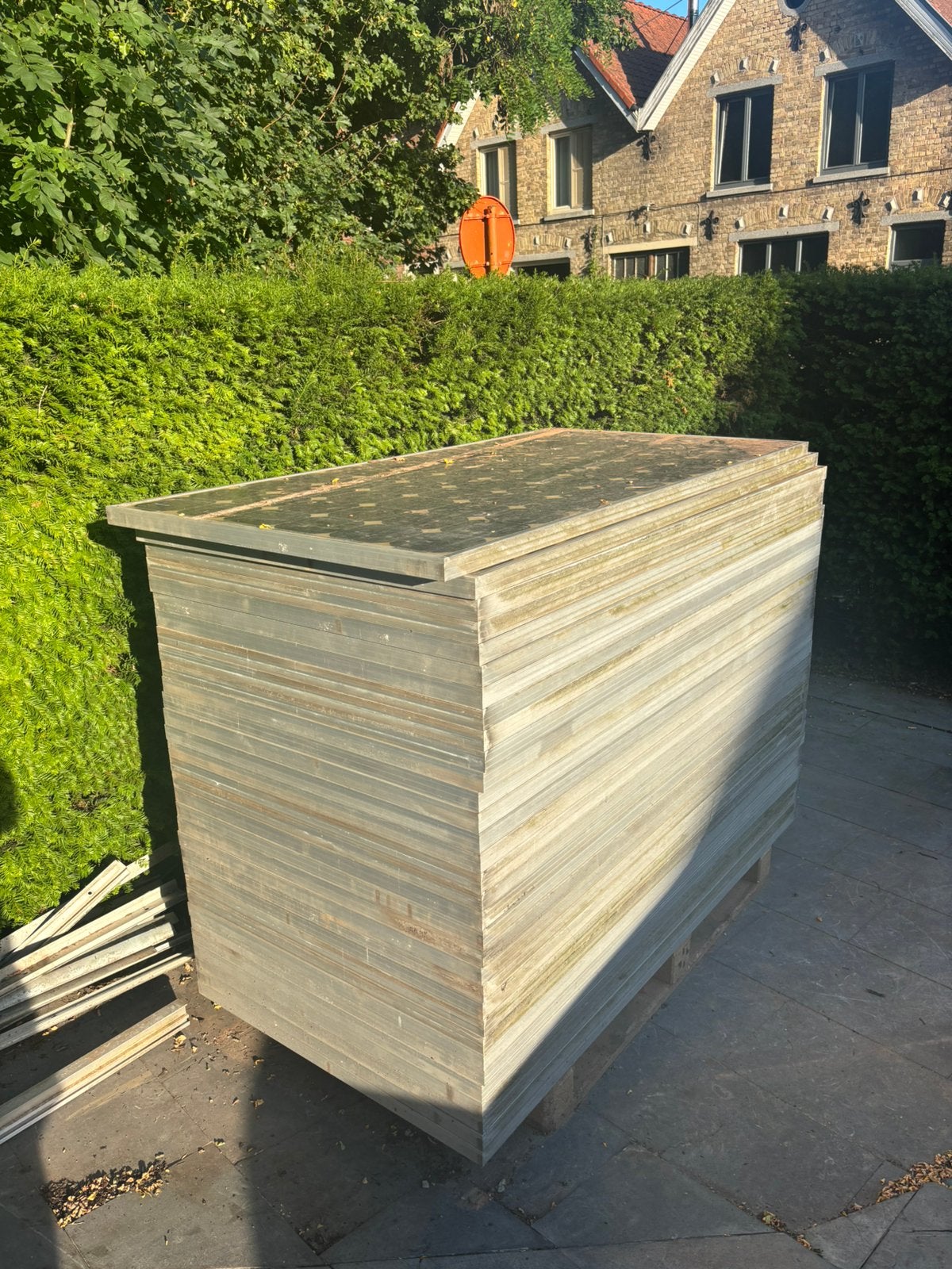 32 zonnepanelen 180W per, Enlèvement, Utilisé