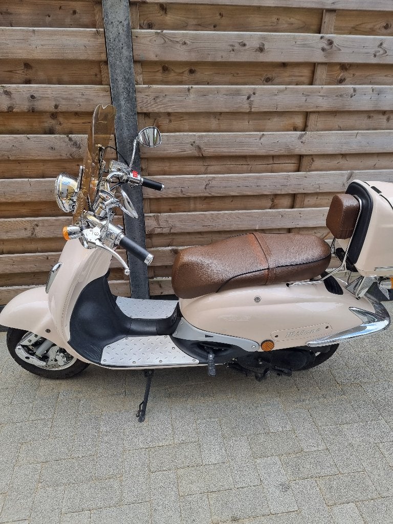 scooter Milano A-Klasse in perfecte staat, Fietsen en Brommers, Ophalen, Gebruikt, Klasse A (25 km/u), 49 cc