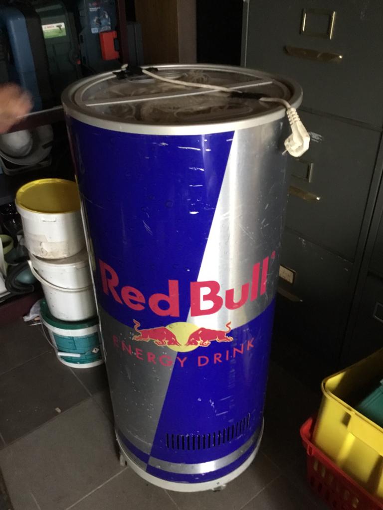 Red bull frigo, Enlèvement, Utilisé