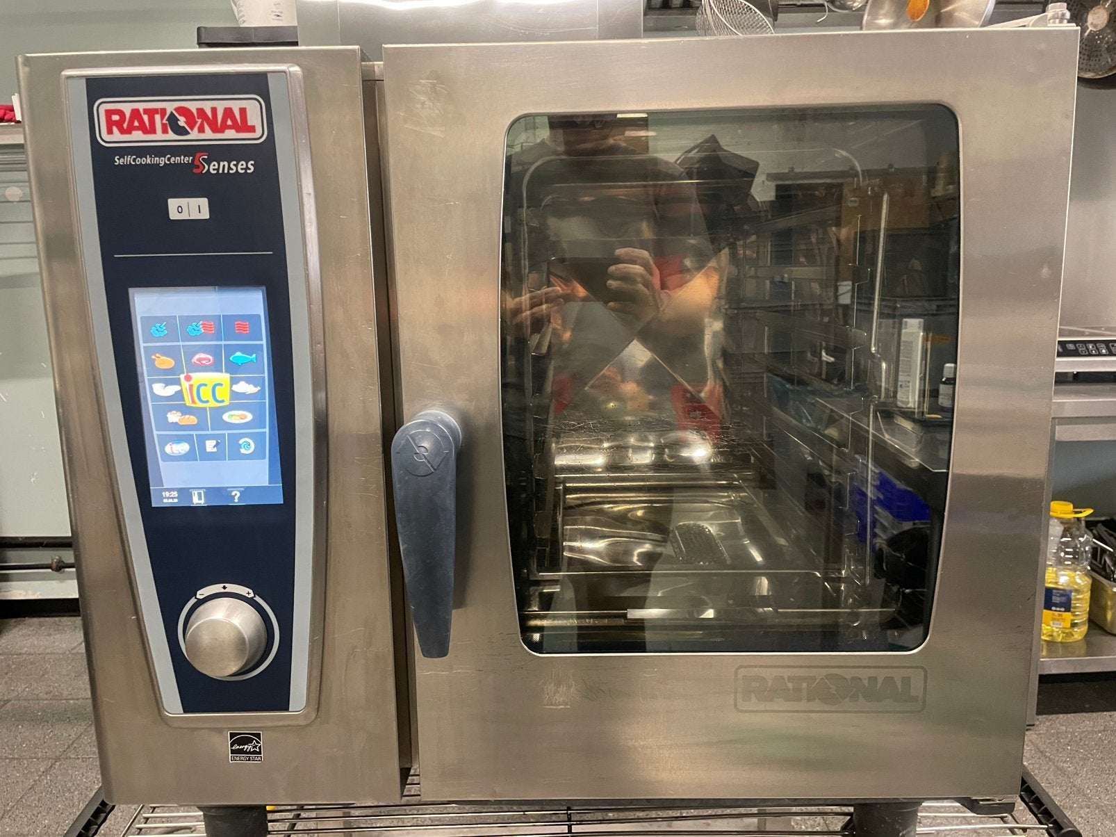 RATIONAL COMBI SELFCOOKING CENTER - GAS - DILBEEK, Zakelijke goederen, Horeca | Keukenapparatuur, Reinigen, Ophalen