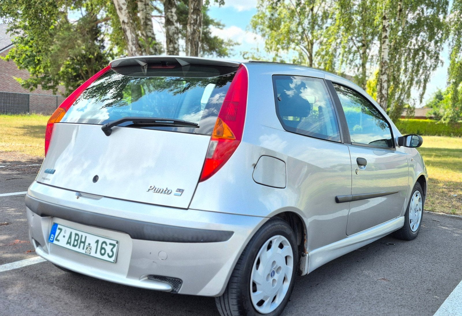 Fiat punto 1200benz 129 000 km Approuvé à la vente. 1er prop, 1242 cm³, Argent ou Gris, Achat, Boîte manuelle