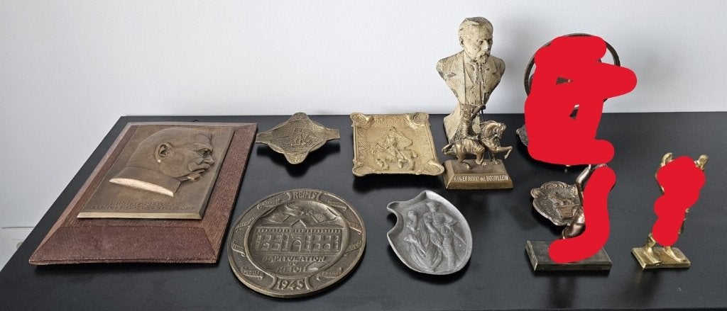 Lot Militaria Brons Divers, Ophalen of Verzenden, Overige soorten