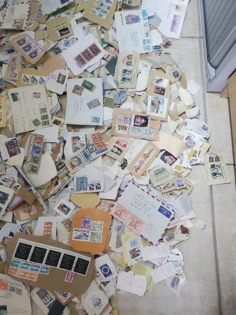 Grand lot de timbres faire offre non gratuit, Enlèvement ou Envoi, Affranchi