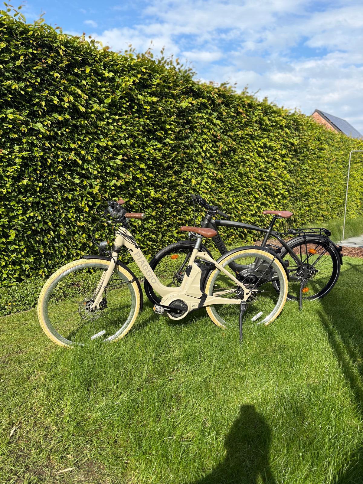 Elektrische Piaggio damesfiets XS beige, Fietsen en Brommers, Ophalen, Zo goed als nieuw