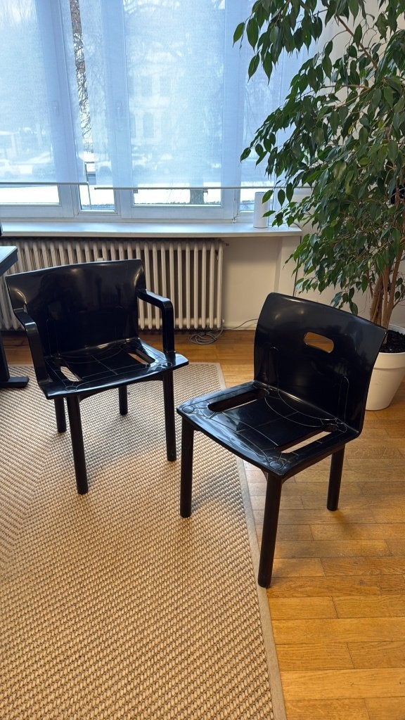 6 vintage stoelen Kartell 4870 — Anna Castelli Ferrieri, Huis en Inrichting, Stoelen, Ophalen, Kunststof, Gebruikt, Zwart