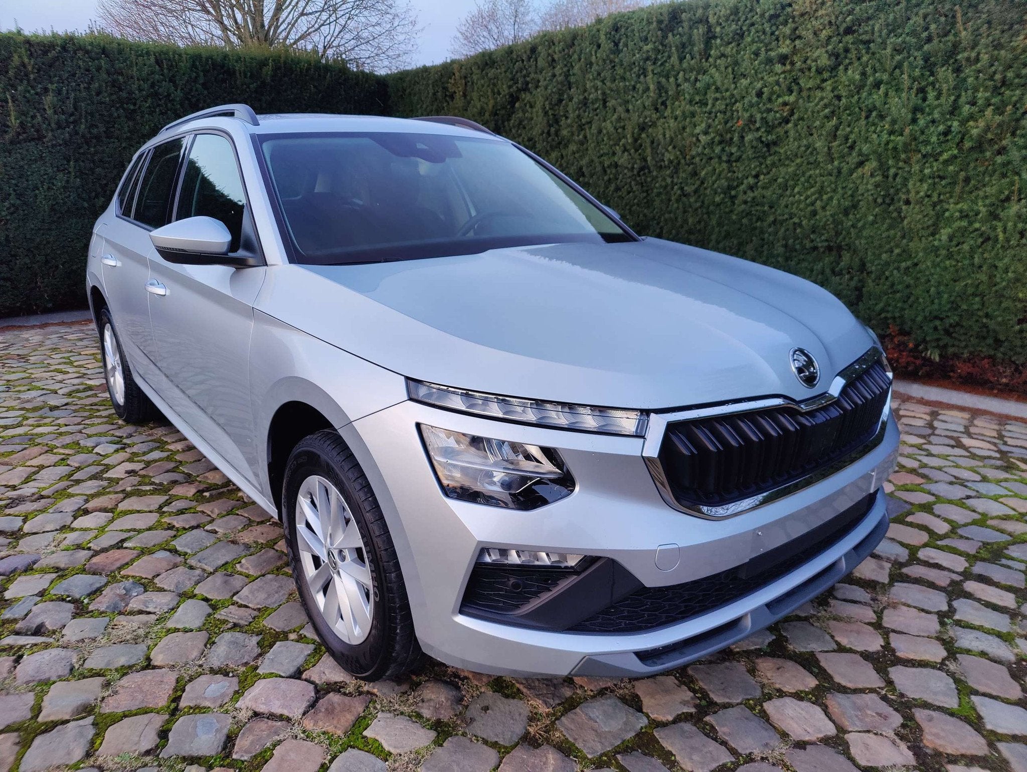 Skoda Kamiq Kamiq 1.0 TSI Corporate Camera (bj 2024), Auto's, Skoda, Voorwielaandrijving, Stof, Gebruikt, https://public.car-pass.be/vhr/02249e25-8e79-4434-8f1c-207583c86c9b