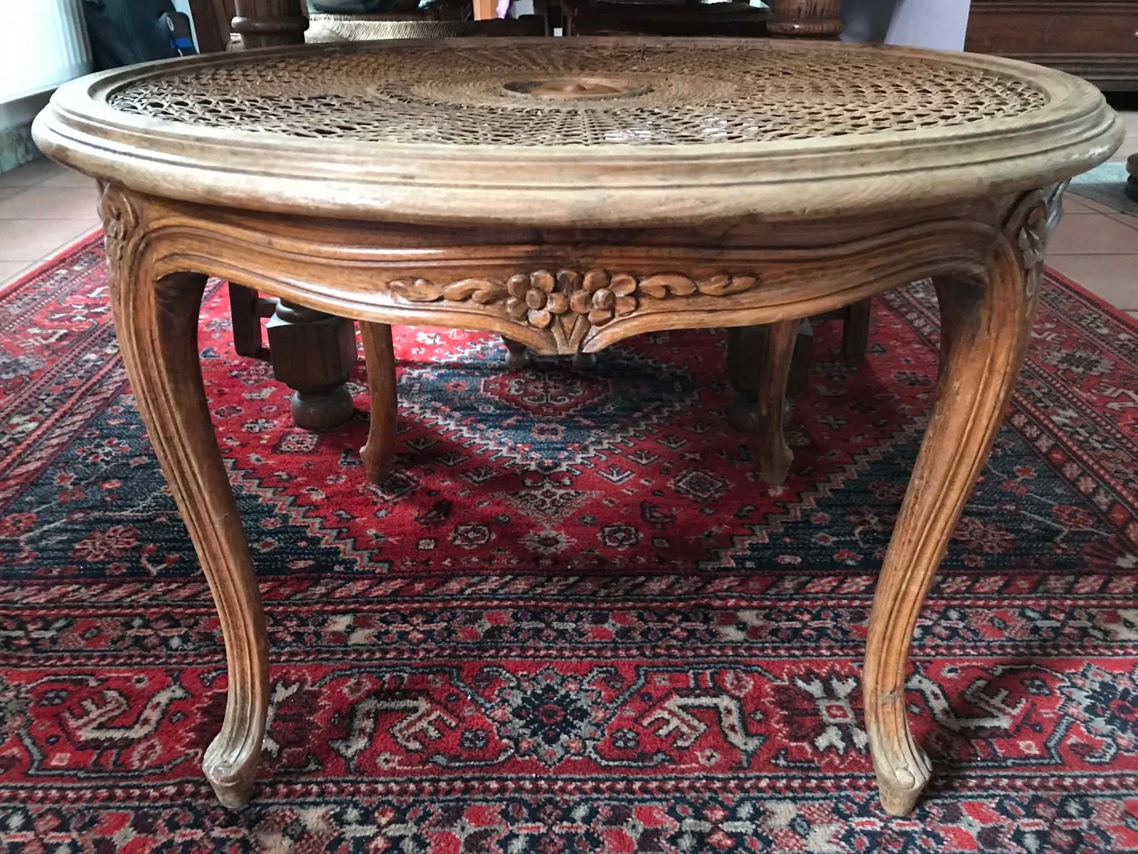 Eikenhouten salontafel in goede algemene staat zonder glas., Ophalen