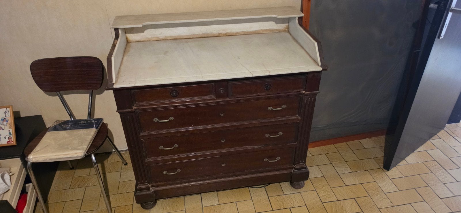 oude antiek dressoir, Ophalen