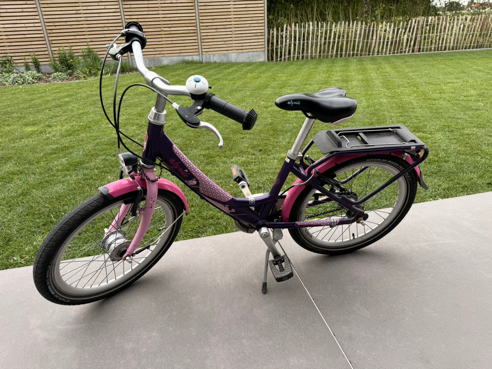 Meisjes fiets 20 inch, Fietsen en Brommers, Fietsen | Meisjes, Ophalen, Zo goed als nieuw, 20 inch