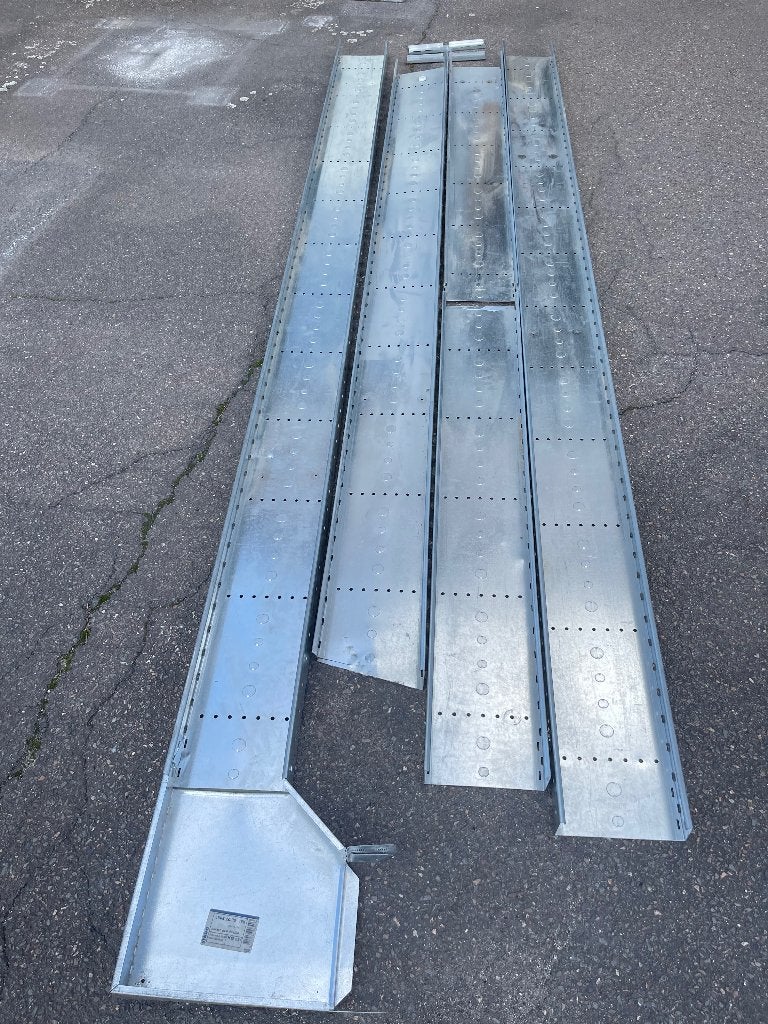 metalen kabelgoot 200x60 mm, Doe-het-zelf en Bouw, Ophalen, Zo goed als nieuw