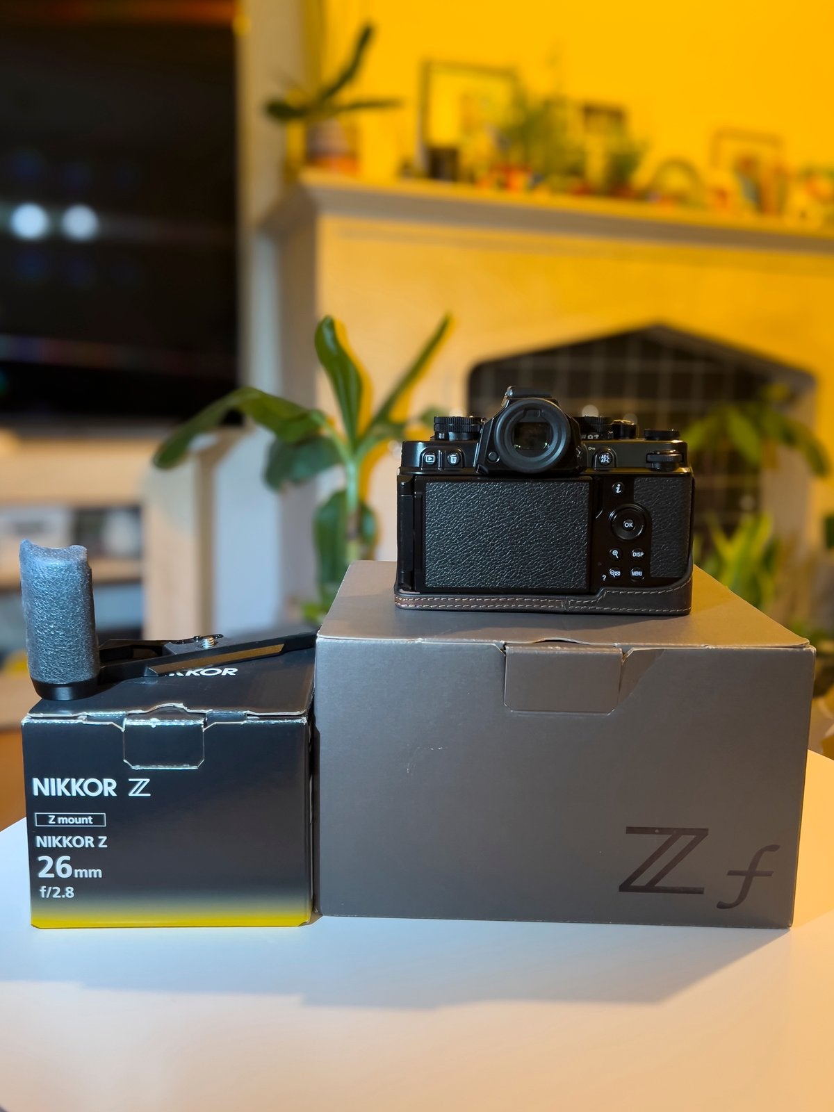 Nikon Zf + NIKKOR Z 26mm f/2.8 – uitstekende staat, Audio, Tv en Foto, Ophalen, Zo goed als nieuw, Grip, Nikon