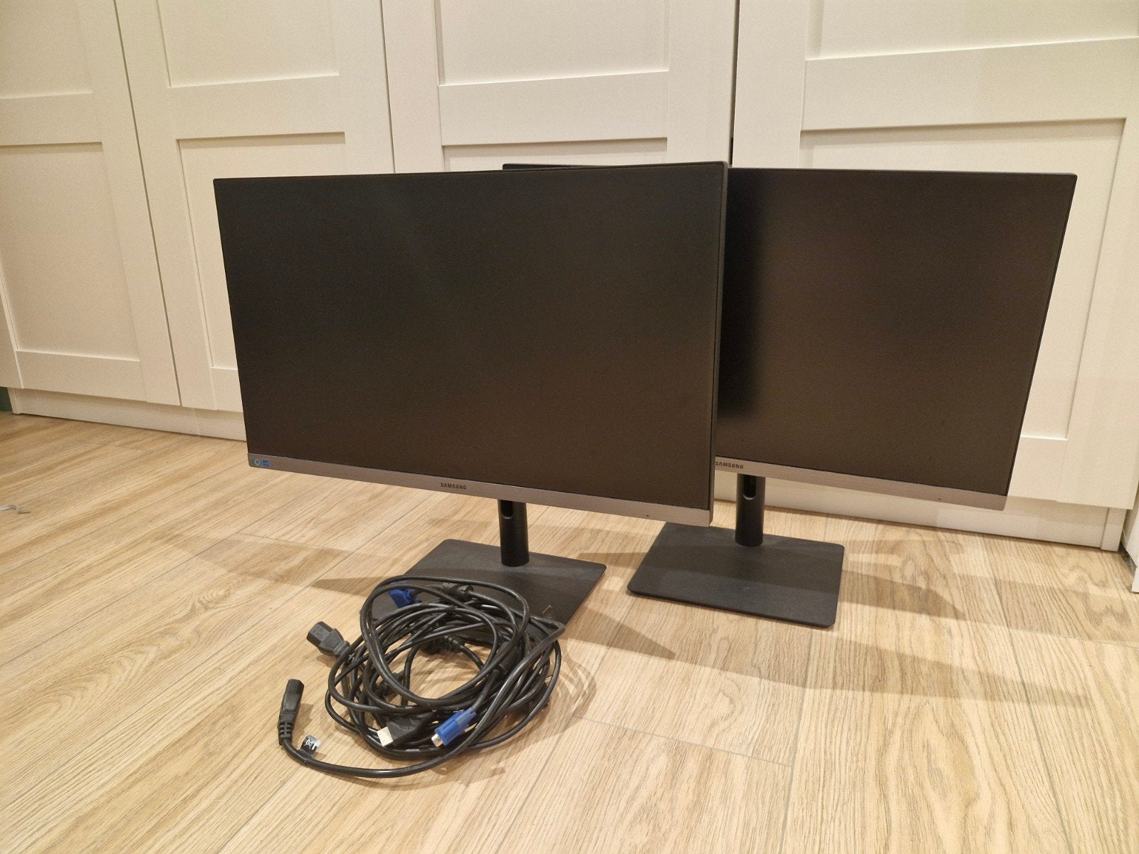 Samsung 24inch schermen, Computers en Software, Ophalen