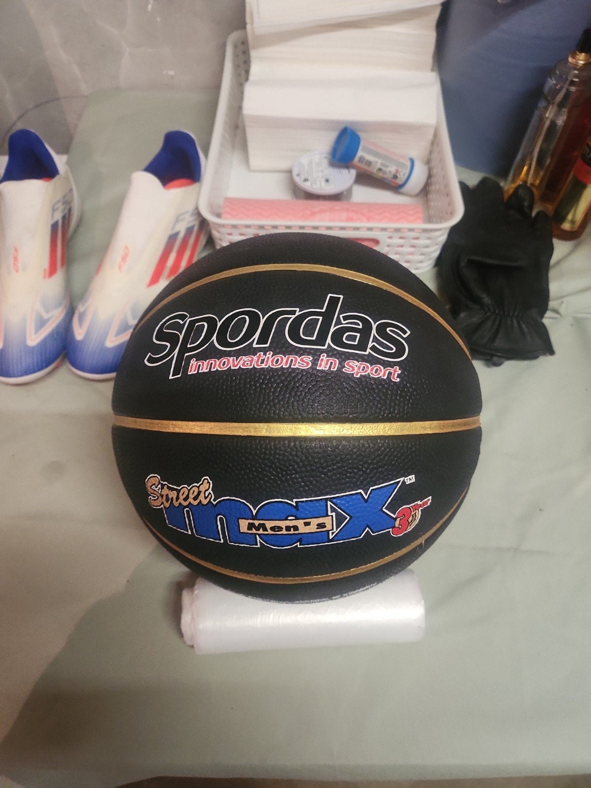 Sports Basketball, Sports & Fitness, Enlèvement, Comme neuf, Ballon