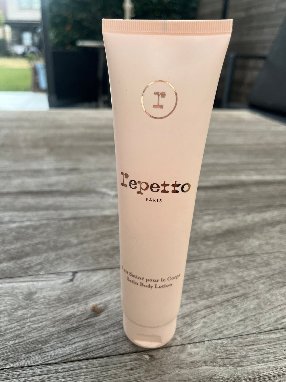 Repetto body lotion, Handtassen en Accessoires, Ophalen of Verzenden, Zo goed als nieuw