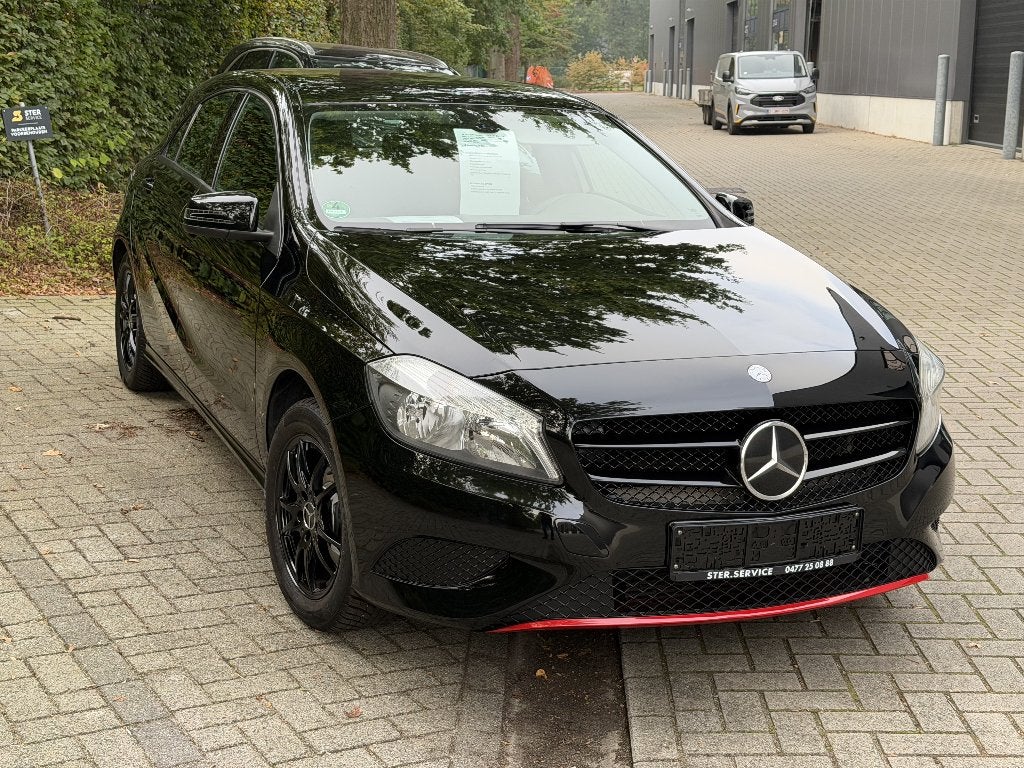 Mercedes-Benz A180 Benzine zeer degelijke wagen met waarborg, Auto's, Voorwielaandrijving, Stof, 4 cilinders, 1600 cc