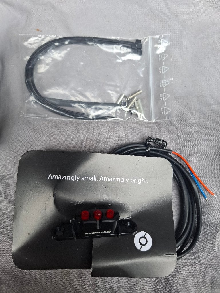 Te koop Led achterlicht Supernova, Waterbestendig, Batterij, Achterlicht, Nieuw