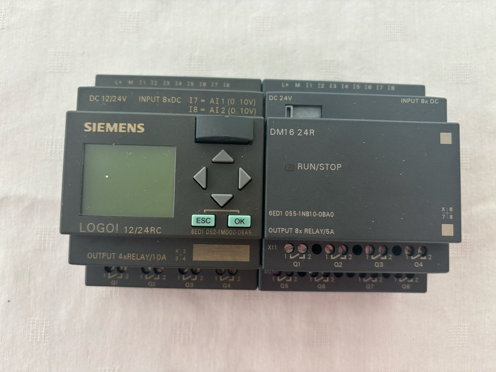 Siemens LOGO! 12/24RC + DM16 24R, Ophalen, Zo goed als nieuw