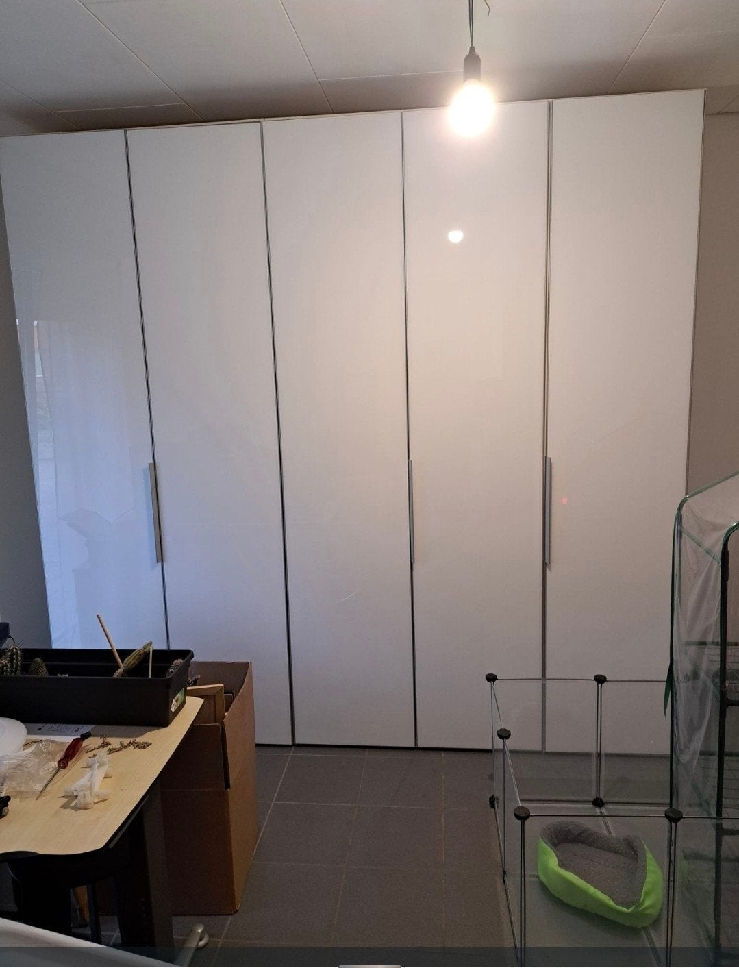 grote witte kledingkast, Huis en Inrichting, Kasten | Kleerkasten, Gebruikt, 200 cm of meer, 200 cm of meer, 50 tot 75 cm, Met deur(en)