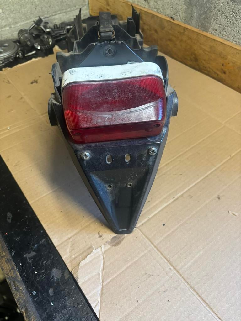 Kentekenplaathouder + achterlichten voor Yamaha tzr 50, Ophalen of Verzenden