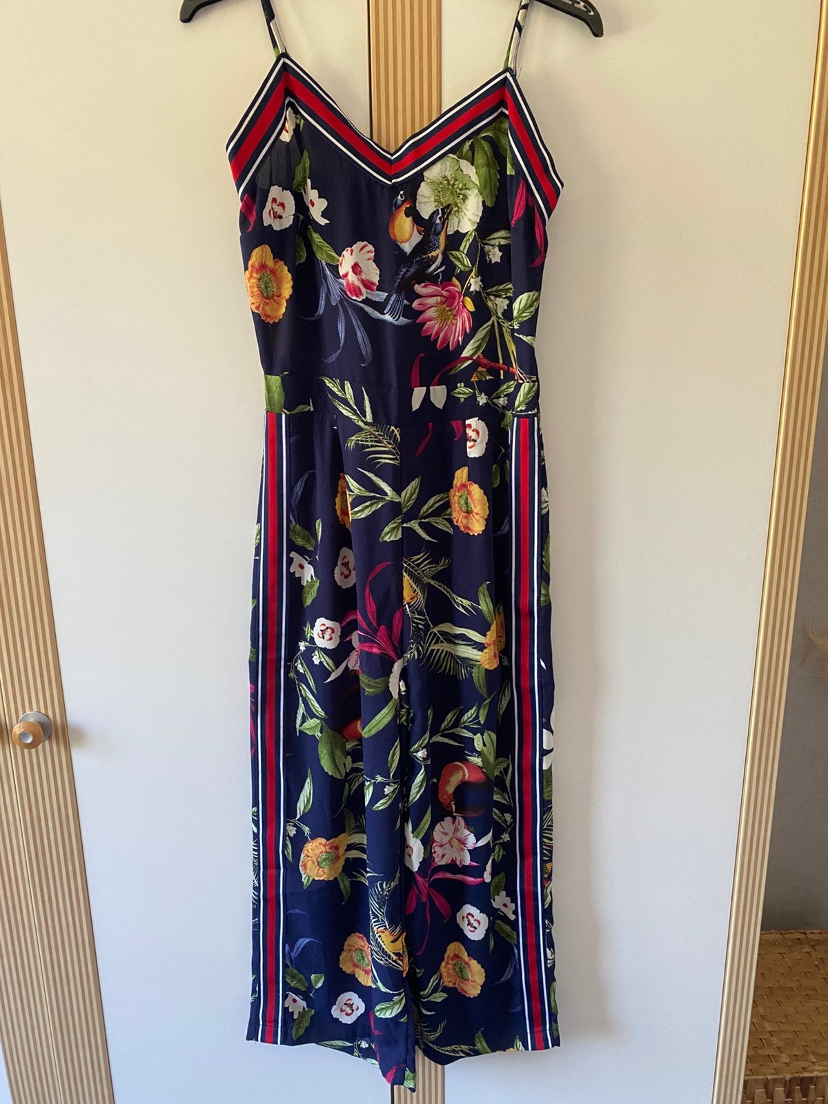 Veelkleurige jumpsuit Millenium maat small, Vêtements | Femmes, Combinaisons, Enlèvement ou Envoi, Comme neuf, Taille 36 (S), Autres couleurs